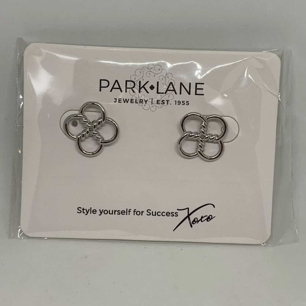 NWT Park Lane Jewelry CLOVER Earrings Silver Post Stud